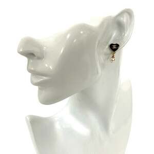 Chanel Cc Logo Heart Earrings Metal #229176C11B